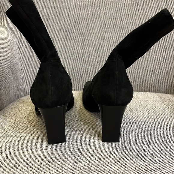 Nine West black suede ankle bootie, size 7 - Picture 8 of 10